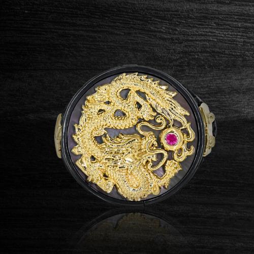Momento Dragon Ring